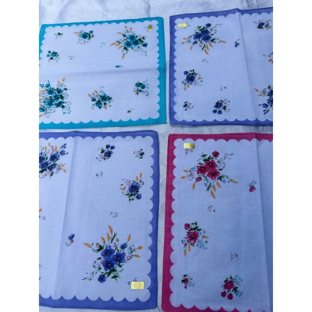 Set of 4 Vintage Floral Cotton Handkerchiefs Scalloped Edge Pink Blue
